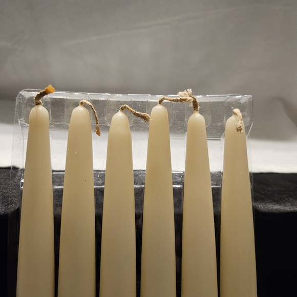 PartyLite Burgundy Taper Candles Set - Picture 4 of 4